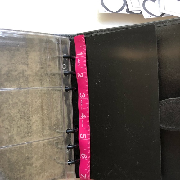 LILLIAN VERNON VINTAGE LEATHER PLANNER - Picture 7 of 14